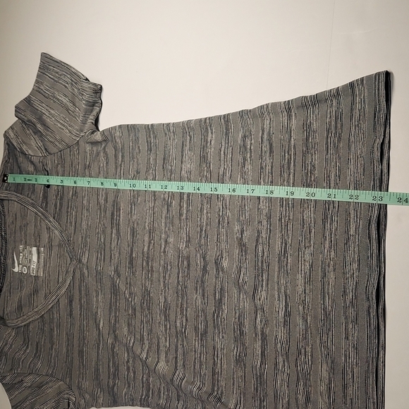 The Nike Tee Size XS - Picture 5 of 6